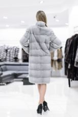 Παλτό από γούνα βιζόν